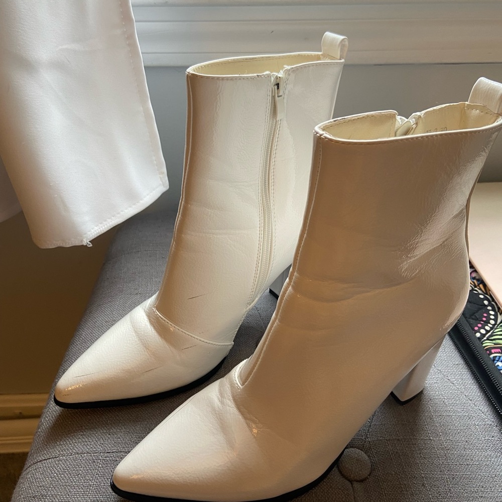 Womens White Ankle Boot